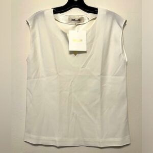 Diane Von Furstenberg  V-neck sleeveless top in ivory size S, NWT